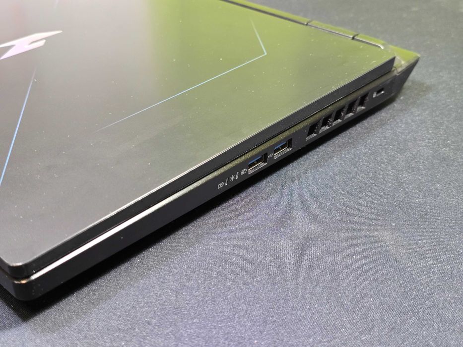 Acer Nitro AN16-41 / R7-7840HS 3.80GHz / 32GB 5600MHz DDR5 / RTX4060 8GB / 1TB M2 / 16' WQXGA TFT 165Hz / Grade A / GWR  12 miesięcy