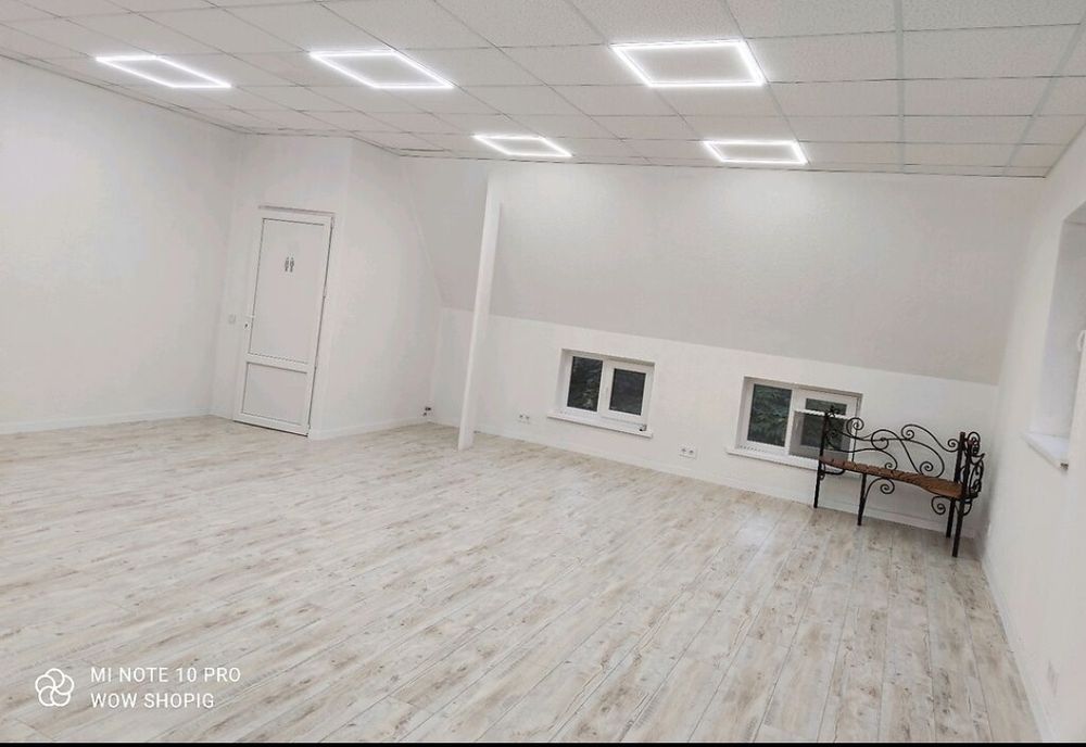 Оренда комерційного приміщення 46 м² +67м² в центрі Хотин