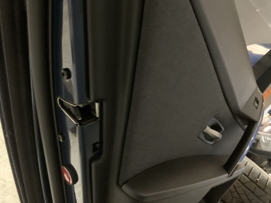 Fecho fechadura porta tras esquerda BMW E60