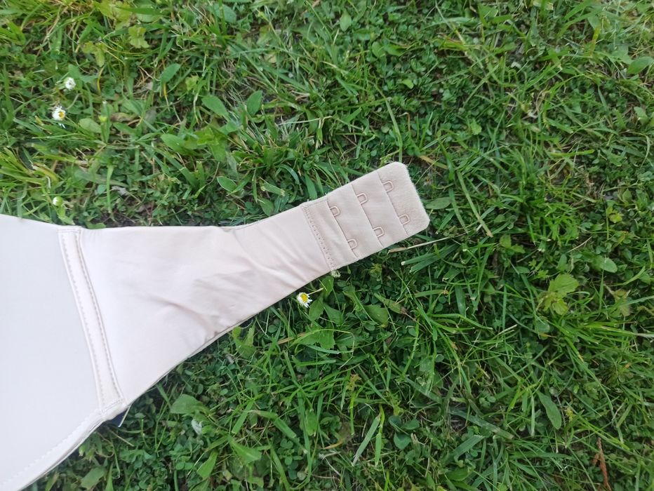 65D Wonderbra stanik strapless samonośny łapki gładki