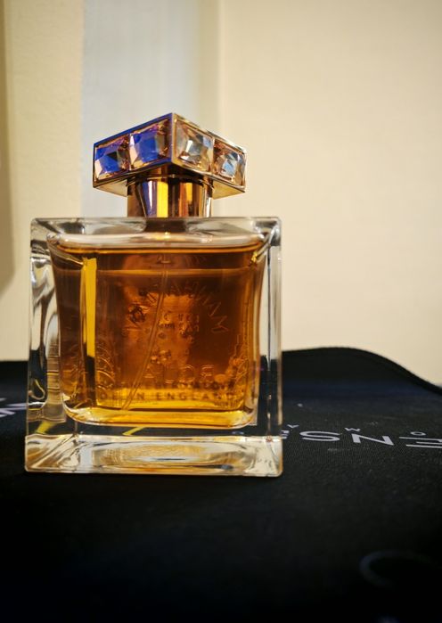 Roja Manhattan Eau De Parfum.