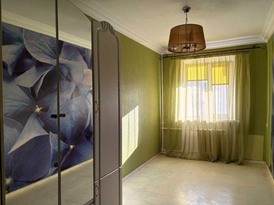 Здам в оренду трикімнатну квартиру. Центр.