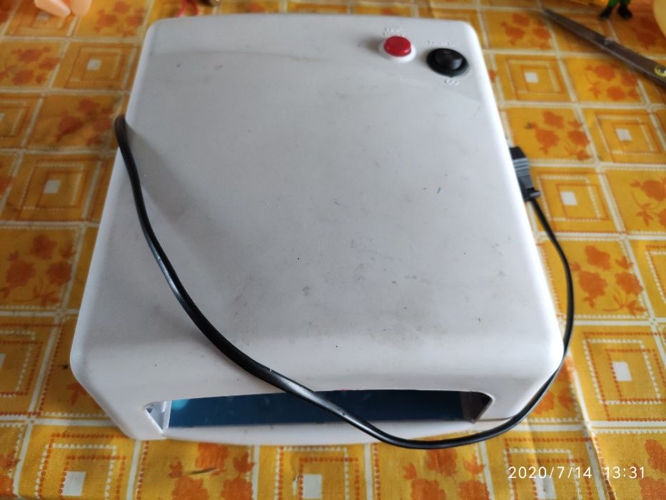 УФ(ульрафиолетовая) Лампа для сушки лака на ногтях