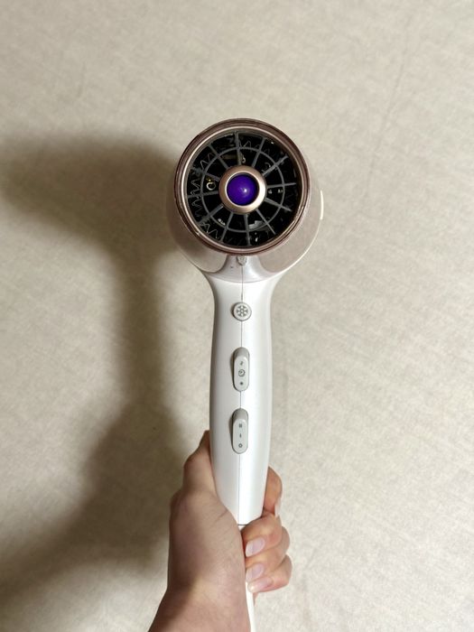 Фен Philips DryCare Prestige HP8281