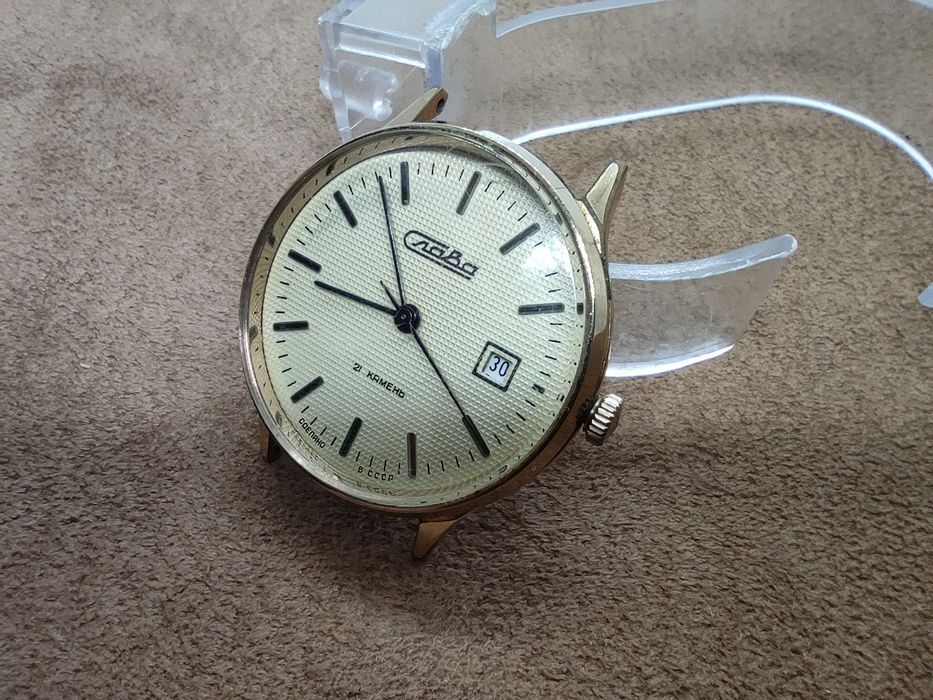 Zegarek Slawa sprawny Super Stan