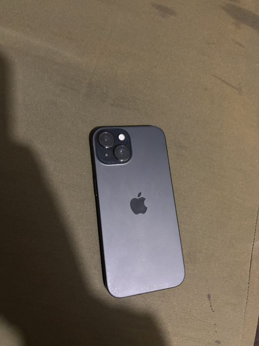 iPhone 15 256 под ремонт