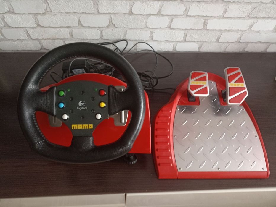 Руль игровий momo racing force