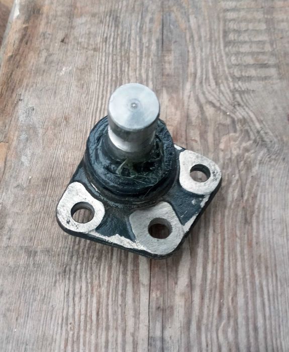 Шарова опора Фаворит,Феліція