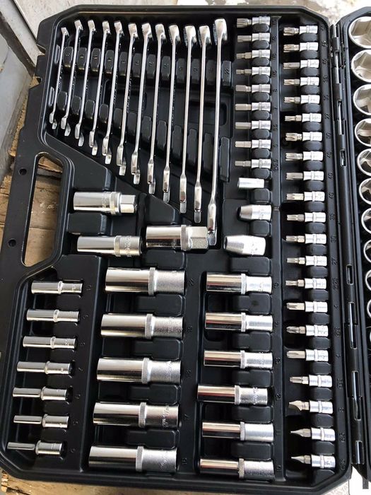 Набор YATO-38841 предметів 216 є в наявності нові запаковані ято