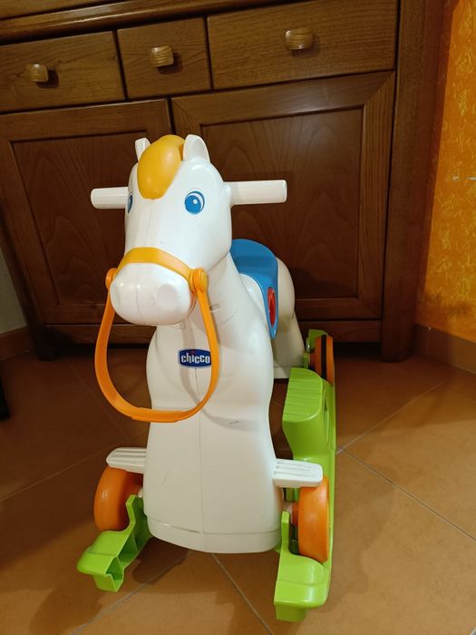 Cavalinho de criança marca Chicco