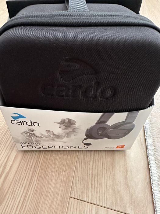 Cardo Packtalk Edgephones (Sound by JBL) — NOVO, por estrear