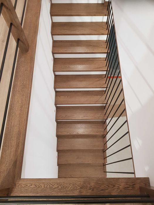 Schody drewniane , balustrady , trepy dębowe , dąb