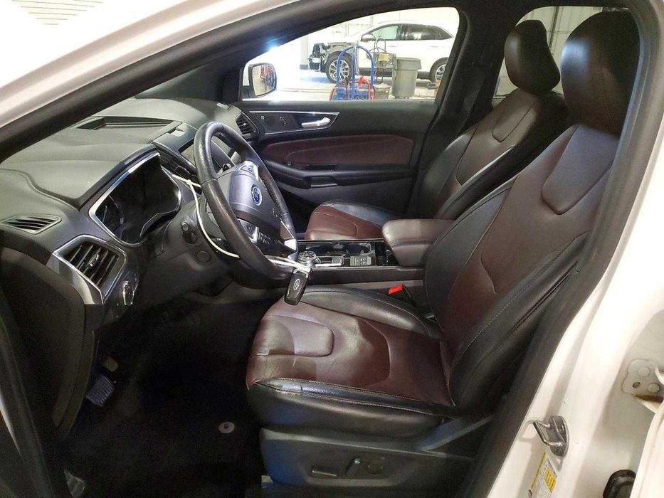 Ford Edge 2020 Titanium.