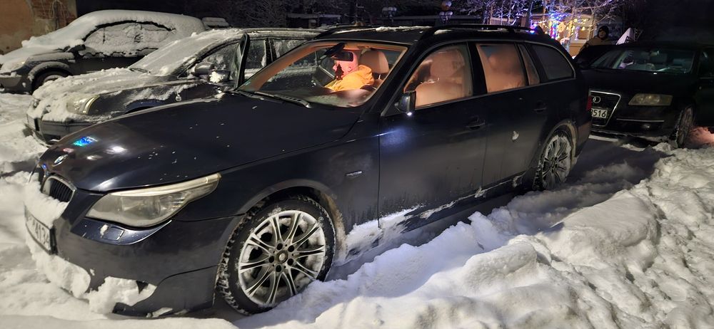 Bmw e61 rok 2005 3.0 diesel 231 koni