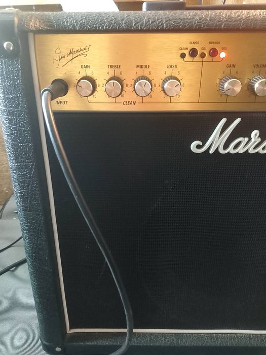 Marshall JCM 2000 DSL 41