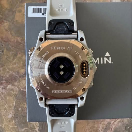 Garmin Fenix 7S Solar - Titanio