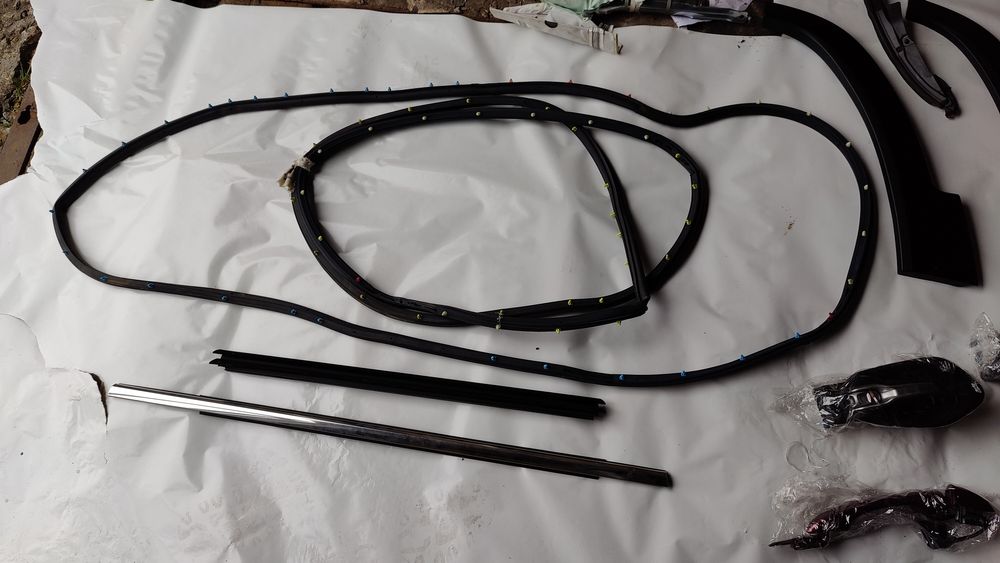 Jeep Cherokee kl двери запчасти