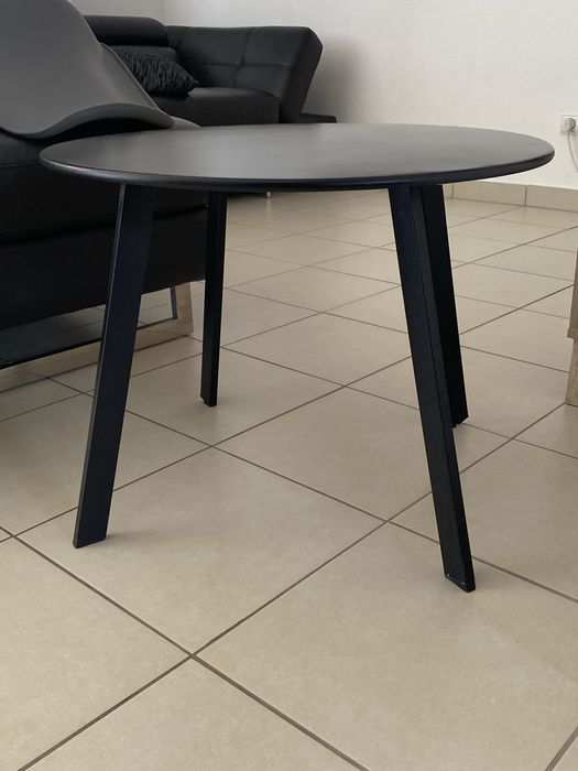 Mesa de jardim como nova