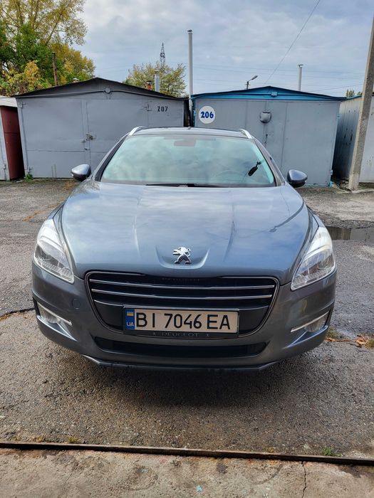 Продаж легкового автомобіля