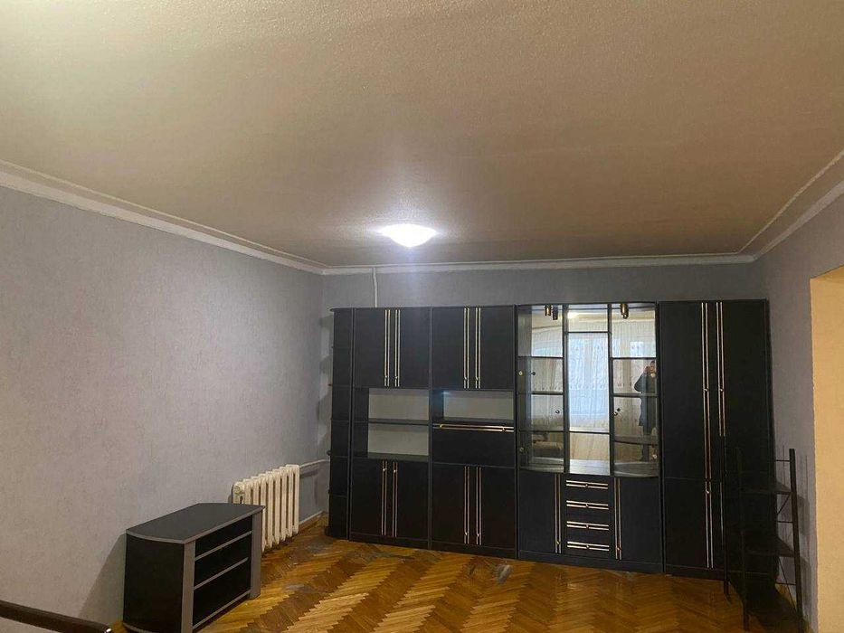 Аренда Антоновича 88 3кім з власним сховищем 68м2 3\15 поверх ВЛАСНИК