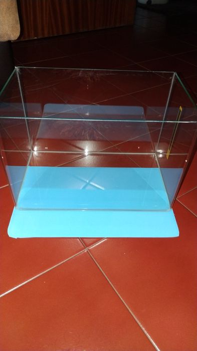 Aquário p/ peixes