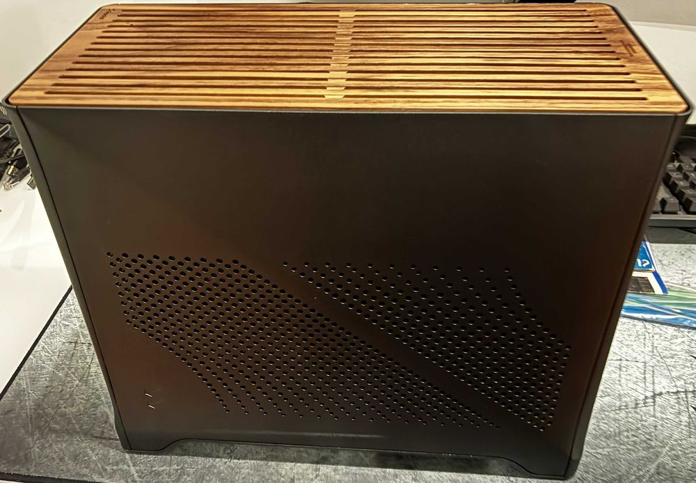 PC Gaming Mini ITX -Fractal Era 2+Ryzen 5900+32GB DDR4+Cooler Água 280