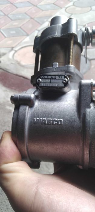 Компресор пневмопідвіски WABCO
