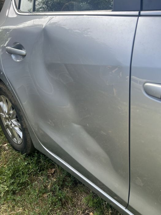 Удаление вмятин без покраски (дверь, капот, багажник,крыло,крыша))