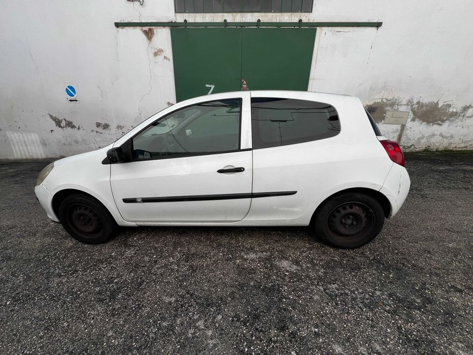 2008 Renault clio comercial
