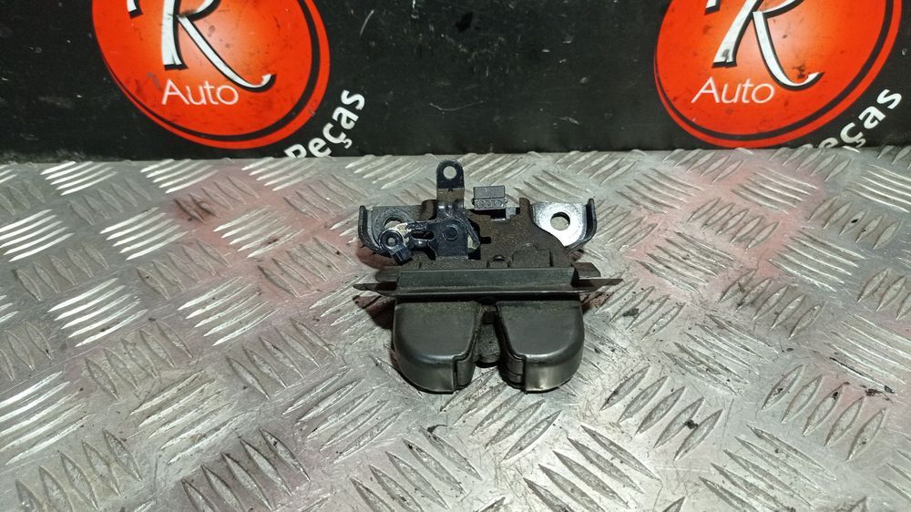 Fecho Da Mala Audi A4 (8D2, B5)