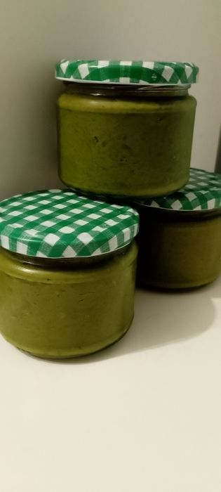 Pesto z czosnku niedźwiedziego 2025