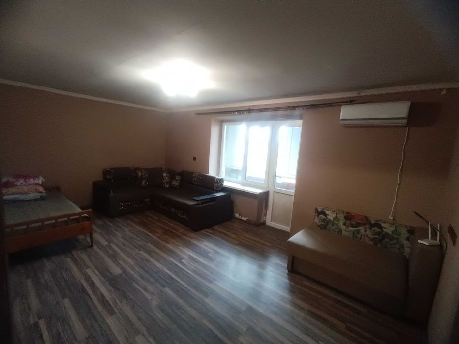 ОДНОКІМНАТНА КВАРТИРА 37.2 кв.м. в районі АТБ!