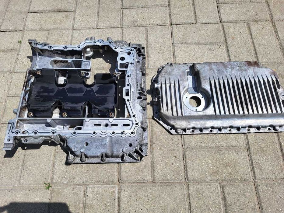 Kompletna miska olejowa AUDI A6 C6 , A8 D3  3,2 FSI .