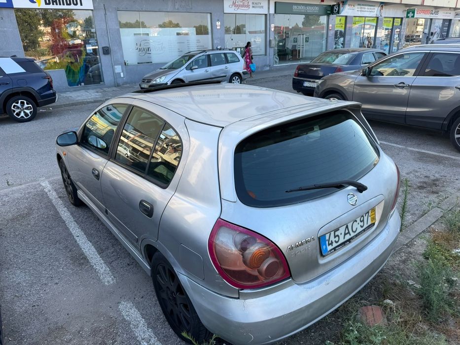 Nissan almera  1.5 dci versão sport ano 2005  180 mil kms