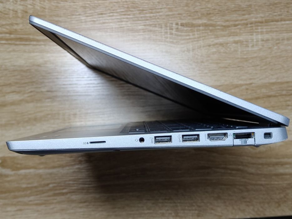 Dell Latitude 5430 | i7-1265U | 16GB | 256GB SSD | LTE (SIM) | Win 11 Pro