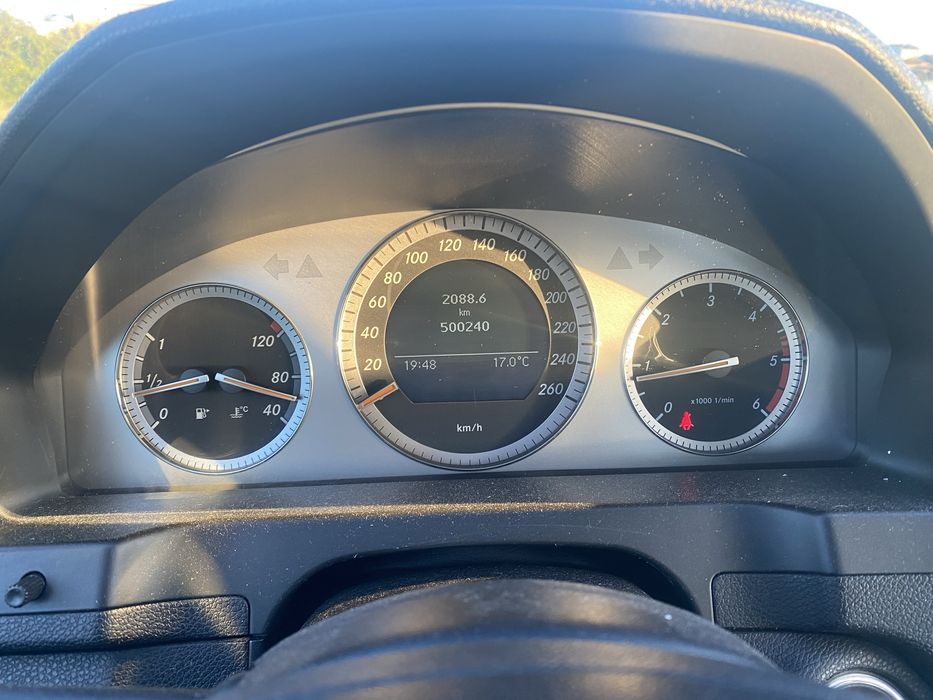 Mercedes-benz c220 500mil km