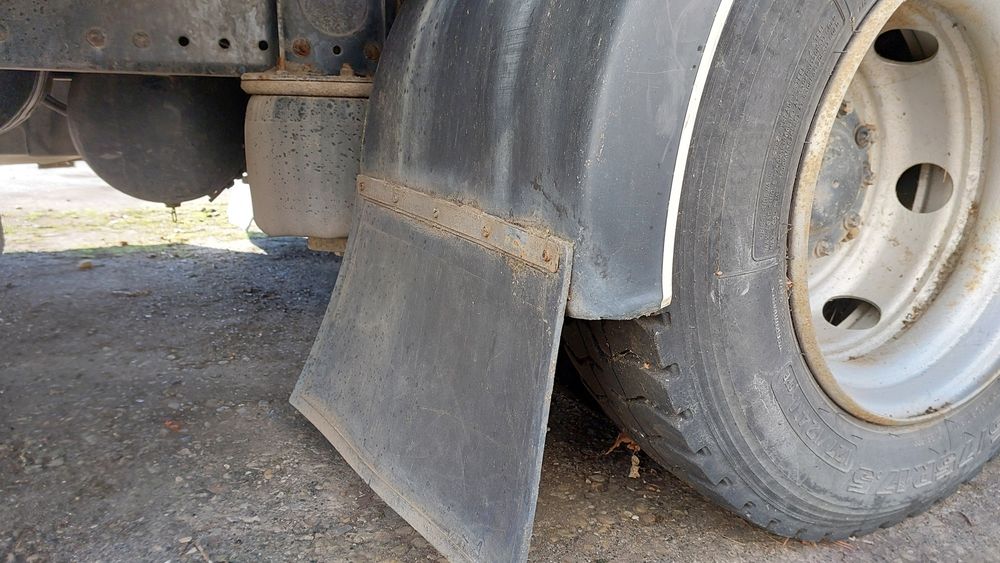 Автомобіль MAN TGL