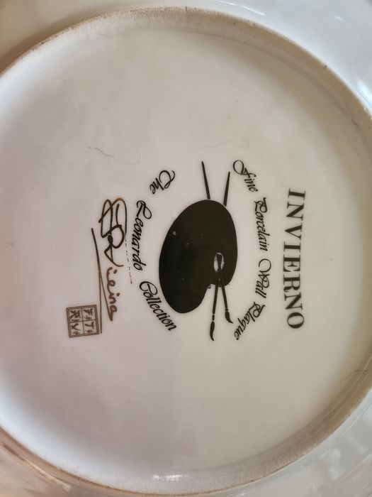 2 pratos decorativos