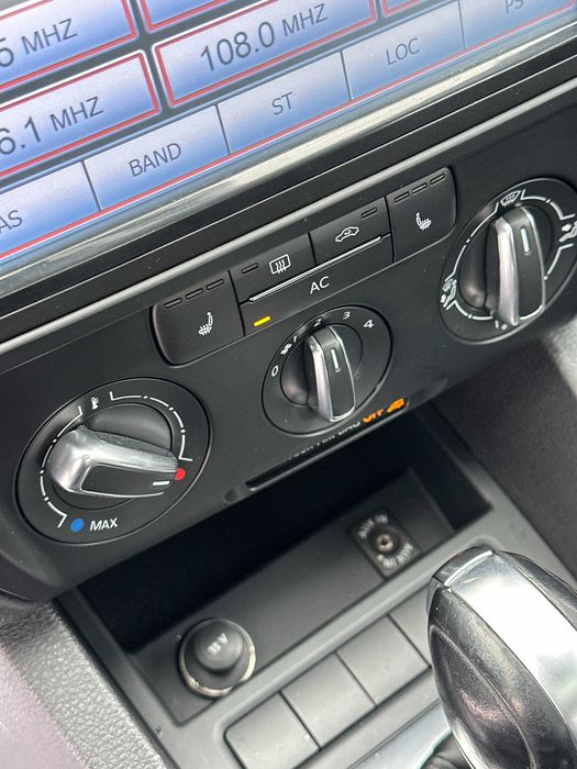 Продам Volkswagen Jetta 2010 рік можлива розстрочка,кредит,обмін!