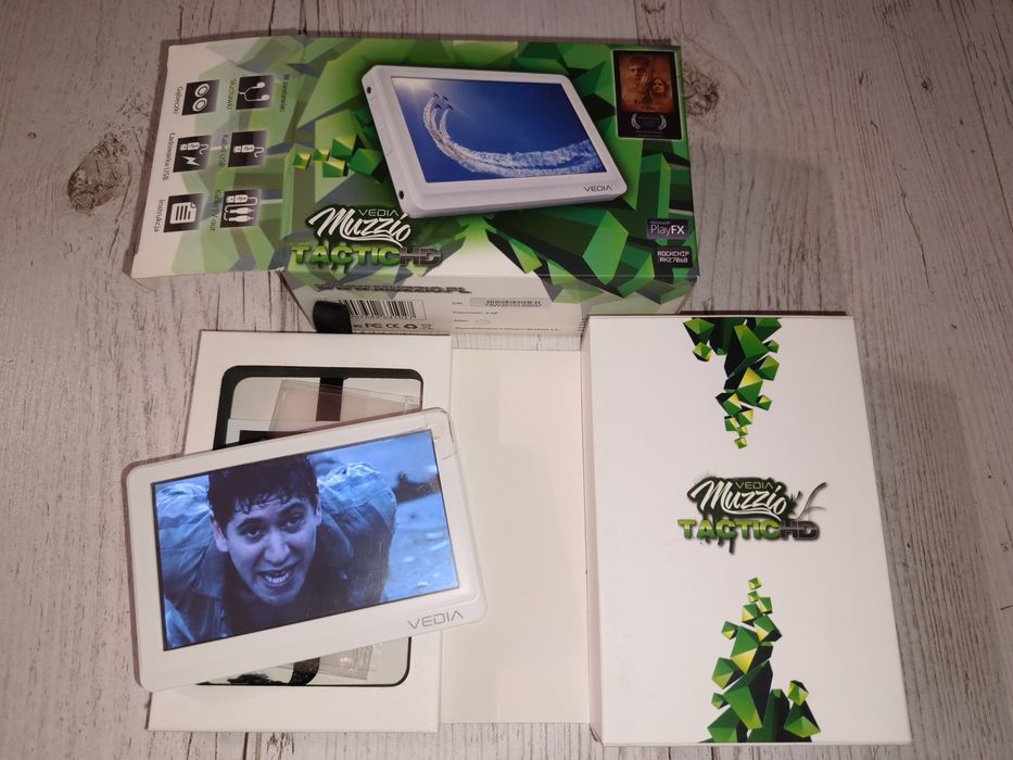 Odtwarzacz MP4 Vedia muzzio tactic hd
