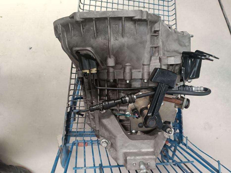 Caixa de velocidades 5V - Ford Mondeo 1.8 Tdci 125cv