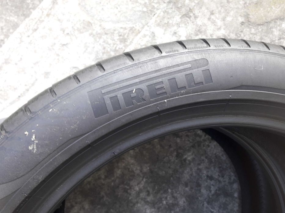 Lato Pirelli 245/45 R20 6mm