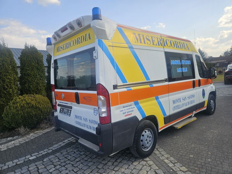 fiat ducato ambulans