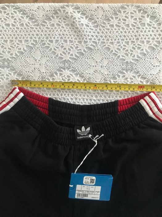 Sprzedam spodnie Balenciaga