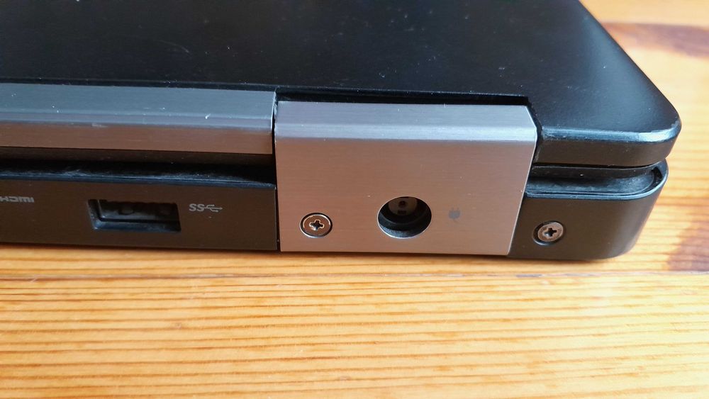 Laptop Dell E5570 Intel Core i5-6300U CPU 2,40 GHz 15,6"