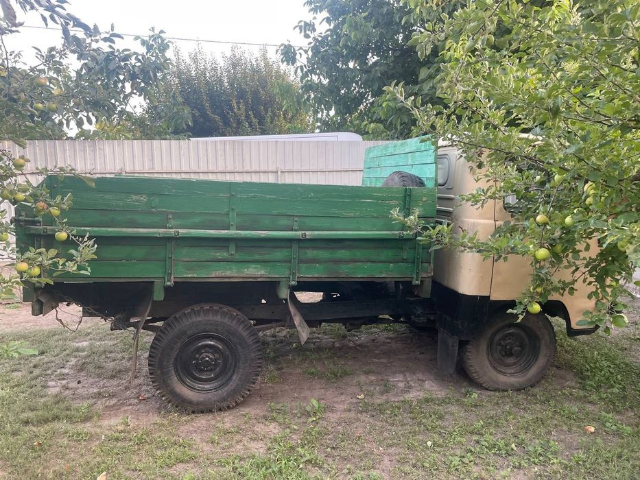 Продам УАЗ  3303