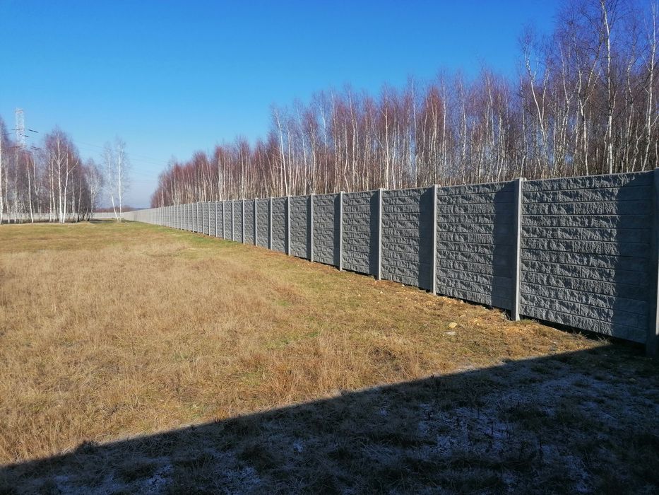 Ogrodzenia betonowe montaż przęsła dwu stronę