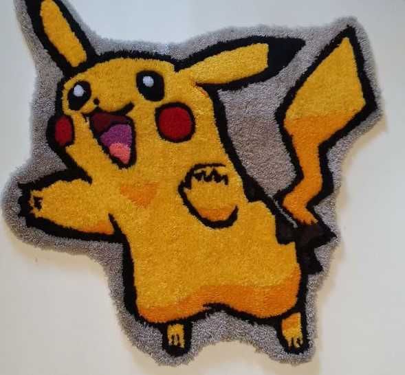 Неидеальный, но милый Пикачу - декоративный коврик (ручная работа)