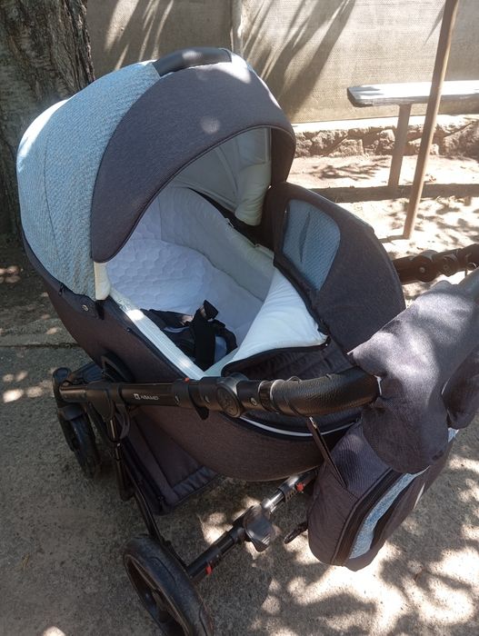 Коляска Adamex Luciano 2в1