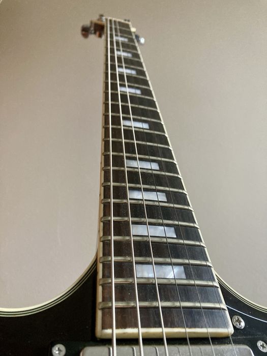 Guitarra Larry Carlton H7